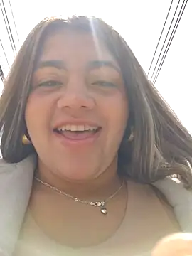 Snapshot of Ivy_enjoy chatting on May 10, 4:12 pm Ivy enjoy online show from May 10, 4:12 pm