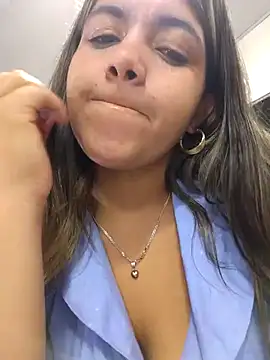 Snapshot of Ivy_enjoy chatting on June 8, 1:28 am Ivy enjoy online show from June 8, 1:28 am