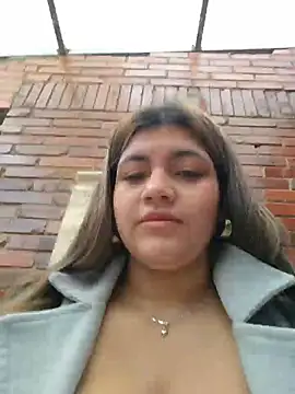 Snapshot of Ivy_enjoy chatting on July 1, 6:07 pm Ivy enjoy online show from July 1, 6:07 pm