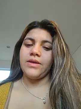 Snapshot of Ivy_enjoy chatting on July 23, 5:00 pm Ivy enjoy online show from July 23, 5:00 pm