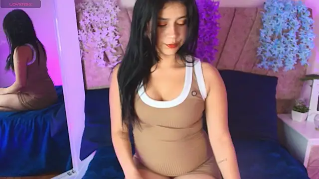 hannaa cute online show from May 13, 12:19 am