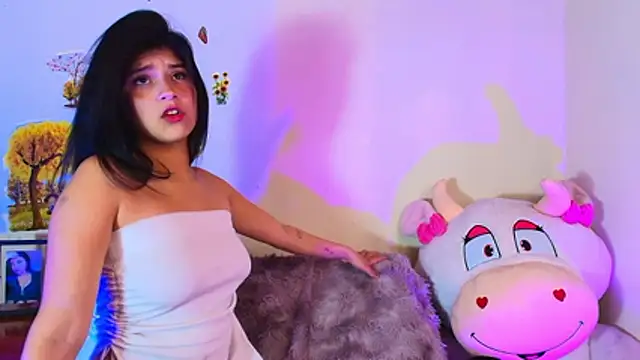 hannaa cute online show from June 15, 6:54 pm