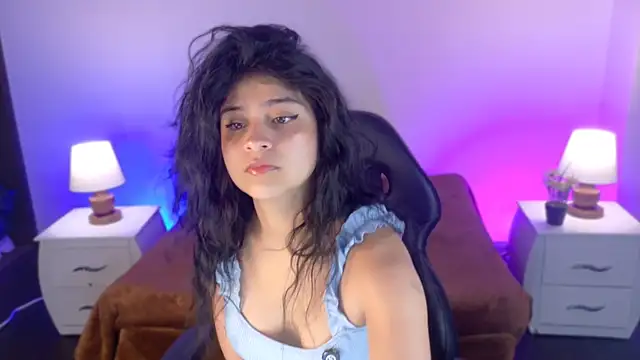 hannaa cute online show from July 24, 2:09 am