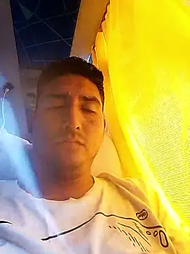 Yrresistible666 online show from February 7, 10:13 pm