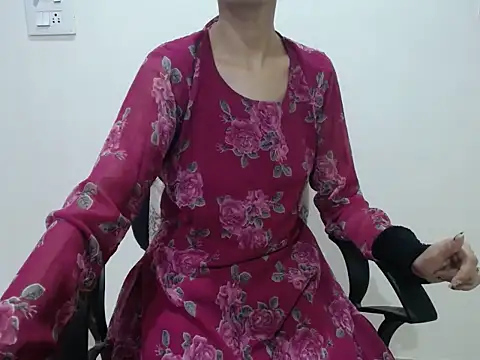 Snapshot of Farhana_beautyfull chatting on April 7, 4:24 am Farhana beautyfull online show from April 7, 4:24 am