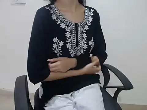 Snapshot of Farhana_beautyfull chatting on April 8, 5:40 am Farhana beautyfull online show from April 8, 5:40 am