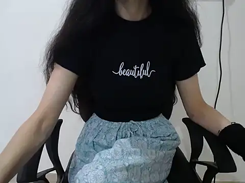 Snapshot of Farhana_beautyfull chatting on April 21, 4:41 am Farhana beautyfull online show from April 21, 4:41 am