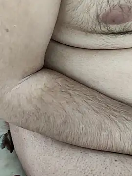 Mm7oon nek online show from March 9, 9:41 pm