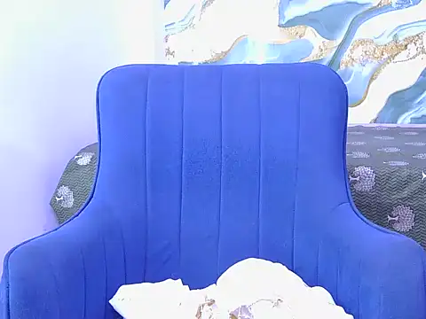 bold-smirthii online show from January 19, 4:05 am