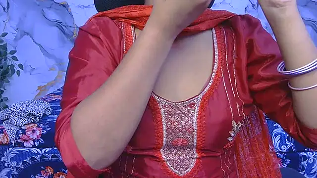 bold-smirthii online show from August 1, 4:45 am