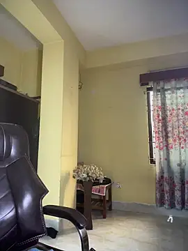 tooexpensive online show from April 27, 4:32 am