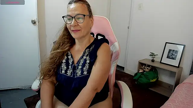 MS  samantha online show from May 1, 11:04 am