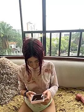 Snapshot of CamiTeaseX_ chatting on January 14, 3:06 pm CamiTeaseX online show from January 14, 3:06 pm