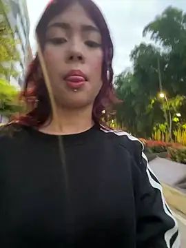 Snapshot of CamiTeaseX_ chatting on January 16, 11:14 am CamiTeaseX online show from January 16, 11:14 am