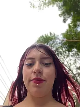 Snapshot of CamiTeaseX_ chatting on February 26, 10:09 pm CamiTeaseX online show from February 26, 10:09 pm