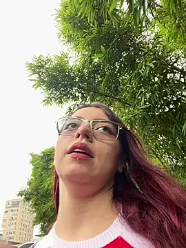 Snapshot of CamiTeaseX_ chatting on March 5, 9:44 pm CamiTeaseX online show from March 5, 9:44 pm