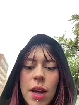 Snapshot of CamiTeaseX_ chatting on March 8, 10:24 pm CamiTeaseX online show from March 8, 10:24 pm