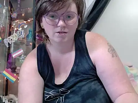 Snapshot of Pupghostt chatting on July 21, 4:09 pm Pupghostt online show from July 21, 4:09 pm