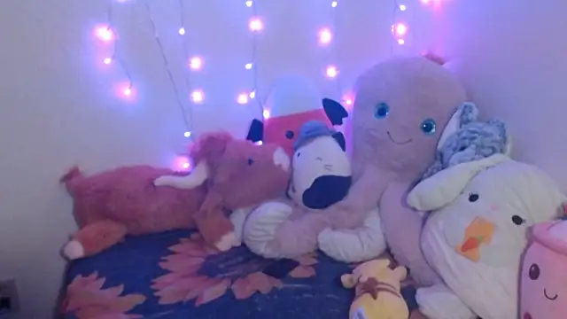 GabbyDaniella online show from March 2, 3:52 am