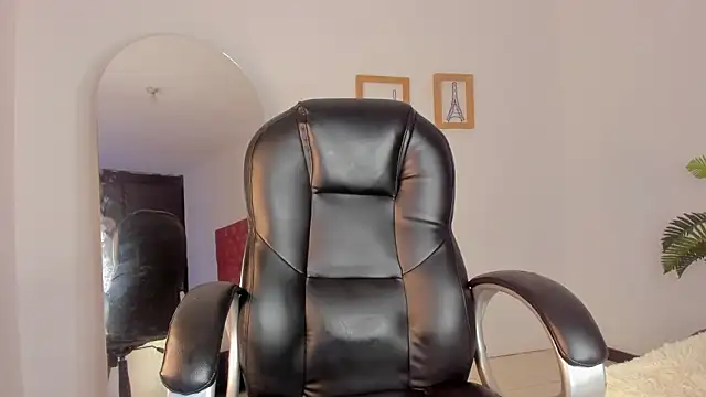 im jasper online show from March 11, 8:48 pm