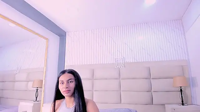 ManuelaEvans  online show from January 17, 8:34 pm