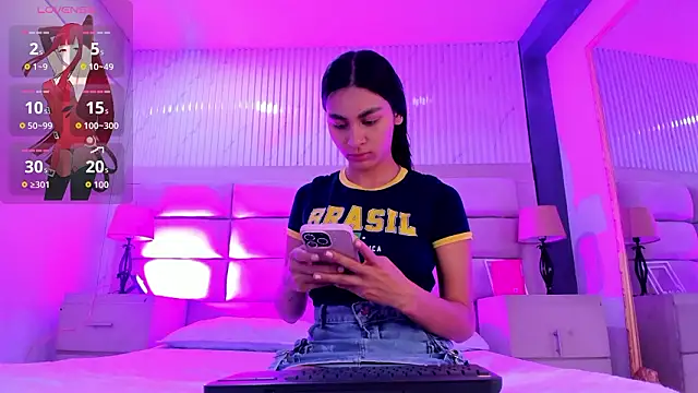 ManuelaEvans  online show from March 15, 6:58 pm