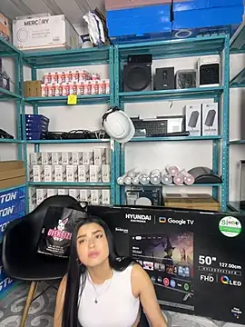 Emilyy05  online show from June 5, 3:24 am