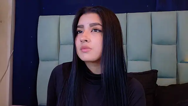 Emilyy05  online show from July 17, 11:42 pm