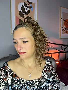 JennaMilf  online show from April 28, 3:50 pm