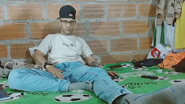 Alphamaster 92 online show from February 22, 3:29 am