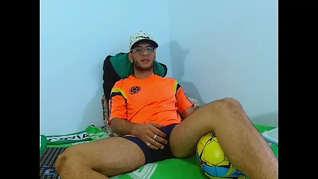 Alphamaster 92 online show from June 12, 5:56 pm