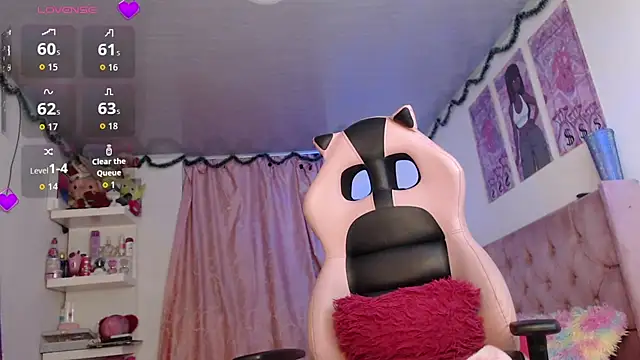 Snapshot of violett_brown9 chatting on June 4, 6:41 am violett brown9 online show from June 4, 6:41 am