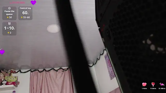 Snapshot of violett_brown9 chatting on June 12, 6:34 am violett brown9 online show from June 12, 6:34 am