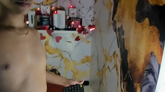 Victor LatinBoy online show from February 12, 3:34 am