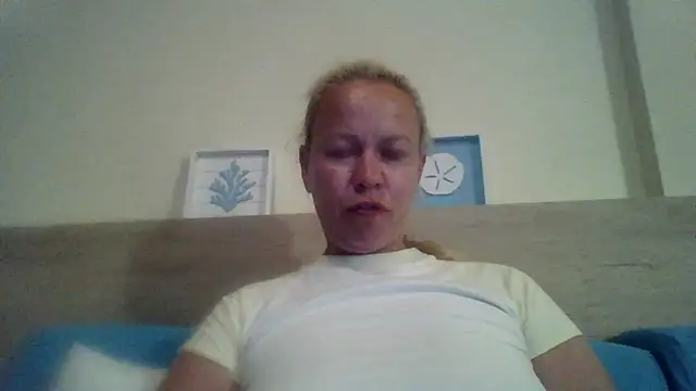 jennyblondeuk online show from April 30, 8:57 pm