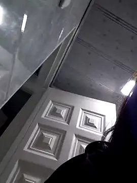 Snapshot of ashley-17 chatting on February 27, 2:11 am ashley-17 online show from February 27, 2:11 am