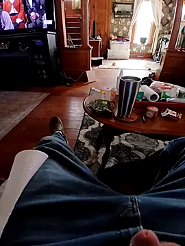 Snapshot of FragrantToe529 chatting on March 9, 7:18 pm FragrantToe529 online show from March 9, 7:18 pm