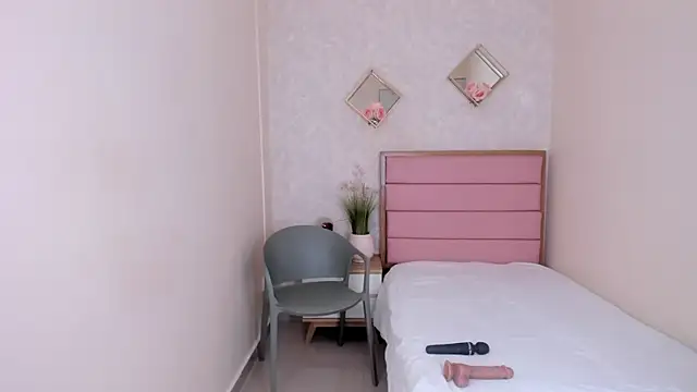 Luz noxentia online show from July 27, 8:38 pm