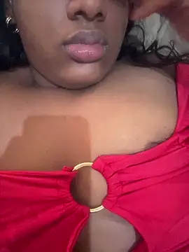 Snapshot of amorasecy chatting on May 25, 2:12 pm amorasecy online show from May 25, 2:12 pm