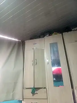 Snapshot of Flaka_420 chatting on December 21, 7:32 pm Flaka 420 online show from December 21, 7:32 pm