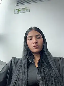 Snapshot of Ema_Rose_ chatting on May 29, 4:05 pm Ema Rose online show from May 29, 4:05 pm