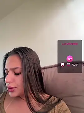 jujuarantes  2026 online show from June 4, 2:12 pm