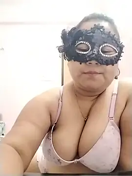 DesiSeductress online show from March 14, 5:18 pm