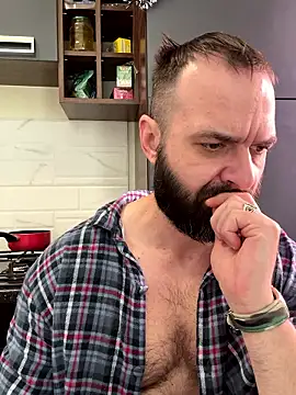 Snapshot of DamonSalvatore2 chatting on January 9, 10:40 am DamonSalvatore2 online show from January 9, 10:40 am