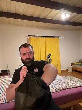 Snapshot of DamonSalvatore2 chatting on February 22, 5:55 pm DamonSalvatore2 online show from February 22, 5:55 pm