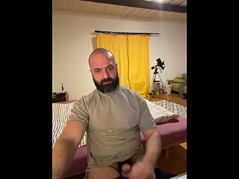 Snapshot of DamonSalvatore2 chatting on March 5, 6:37 pm DamonSalvatore2 online show from March 5, 6:37 pm