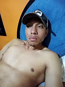 Snapshot of arciangel chatting on December 21, 1:51 pm arciangel online show from December 21, 1:51 pm