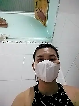 Snapshot of chichlasuong chatting on December 23, 1:36 am chichlasuong online show from December 23, 1:36 am