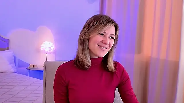 EmeraldGlow online show from March 13, 2:45 pm