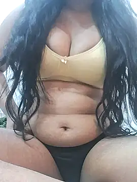 Snapshot of telugupilla0925 chatting on February 5, 2:22 pm telugupilla0925 online show from February 5, 2:22 pm